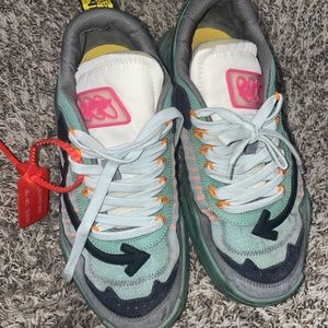 Offwhite odsy sneakers